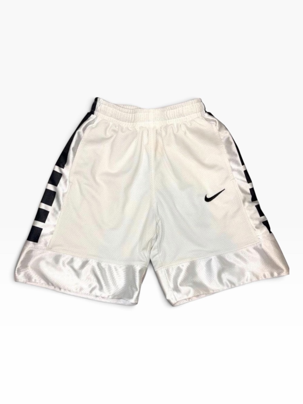 Nike Dri-FIT White Basketball Shorts – Youth M